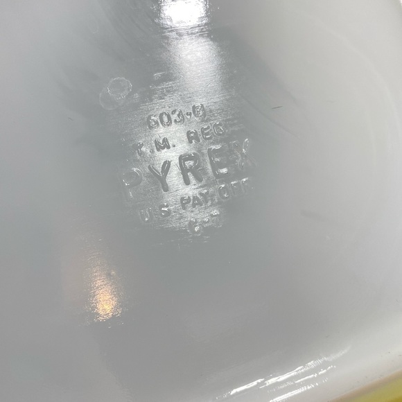 Pyrex 503-B C-7 Yellow - Picture 2 of 9